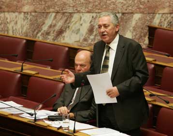 Διερευνάται το ενδεχόμενο συνταξιοδότησης της συνδικαλίστριας Κ.Κούνεβα