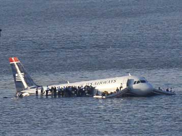 Πτώση αεροσκάφους της US Airways στoν ποταμό Χάντσον του Μανχάταν