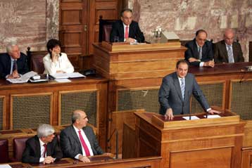 Δεν δόθηκε άδεια για μεταφόρτωση πολεμικού υλικού στον Αστακό, δηλώνει ο πρωθυπουργός