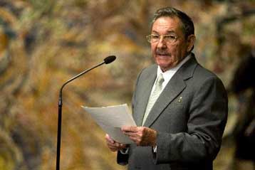 Στη Ρωσία προσεχώς ο ηγέτης της Κούβας Ραούλ Κάστρο