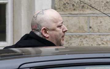 Σε 15 μήνες φυλάκιση καταδικάστηκε ο τραγουδιστής Μπόι Τζορτζ