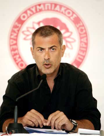 «Ο Ολυμπιακός συζητάει για Φαρίας» παραδέχτηκε ο Μώραλης