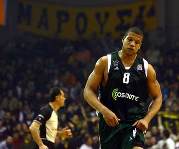 Το Μαρούσι «εκτέλεσε» τον Παναθηναϊκό από τα 6,25μ