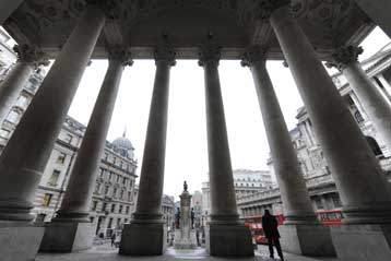 Μέτρα για την ενίσχυση των τραπεζών θα ανακοινώσει η βρετανική κυβέρνηση