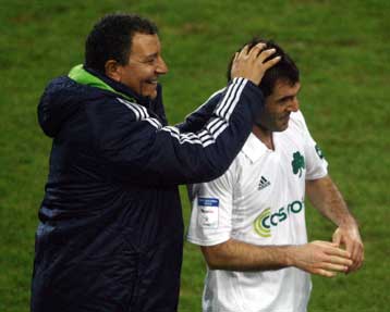 Ακόμα περισσότερα περιμένει ο Τεν Κάτε, ανέλαβε την ευθύνη ο Ερνάντεθ