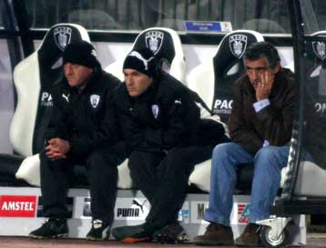 Ο Σάντος διέκρινε αδικαιολόγητο άγχος και ο Φερέρα έλλειψη τύχης