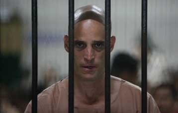 Συγγραφέας κυπριακής καταγωγής καταδικάστηκε στην Ταϊλάνδη για συκοφαντία του πρίγκιπα