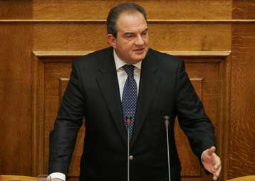 Συζήτηση στη Βουλή για την οικονομία ζητά ο Κώστας Καραμανλής