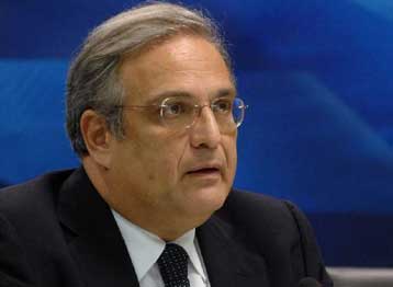 «Όσοι στοιχηματίζουν εις βάρος της Ελλάδας θα χάσουν» τονίζει ο Γ.Παπαθανασίου