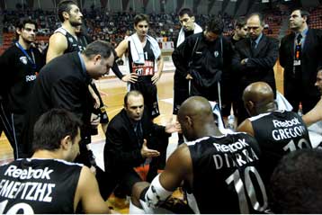 Η ΚΑΕ ΠΑΟΚ δεν ενστερνίζεται τις απόψεις Καλπάκη περί… παλτών