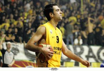 Οι οφειλές προς τον Χατζή «πονοκεφαλιάζουν» τους ανθρώπους της ΑΕΚ