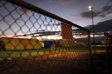 Αναστέλλεται για 120 ημέρες η δίκη των κρατουμένων στο Γκουαντάναμο