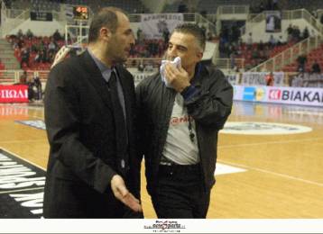 Αιχμές κατά του Καλαφατάκη από τον Βασιλειάδη, πικρία για τον Αγγέλου