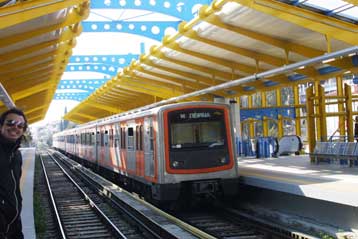 Δίωρη στάση εργασίας πραγματοποιούν οι εργαζόμενοι στον ΗΣΑΠ