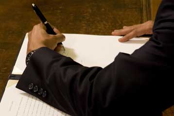 Κλείνει σε ένα χρόνο η φυλακή του Γκουαντάναμο με απόφαση του Μπαράκ Ομπάμα