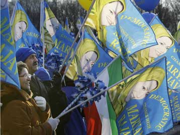 Προς αφαίρεση των Μουτζαχεντίν του Λαού του Ιράν από λίστα τρομοκρατών κινείται η ΕΕ