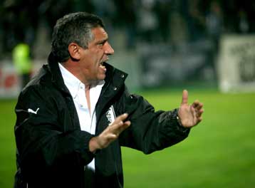 «Πρέπει να συνηθίσουμε να νικάμε» είπε ο Σάντος