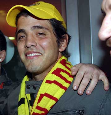 Έτοιμος ο Αρης για το ντέρμπι με τον ΠΑΟΚ, υπέγραψε ο Κάμπορα