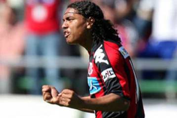 Ο Βραζιλιάνος Ντάβι στο στόχαστρο του Ολυμπιακού