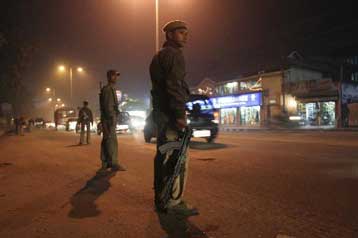 Νεκροί από αστυνομικά πυρά δύο ύποπτοι για συμμετοχή σε εξτρεμιστική οργάνωση στην Ινδία