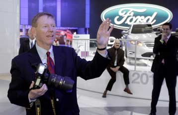 Δεν θα κάνει χρήση κρατικών δανείων η Ford