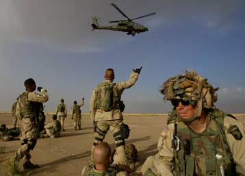 Νεκροί τέσσερις Αμερικανοί στρατιώτες στο βόρειο Ιράκ μετά από συντριβή ελικοπτέρου