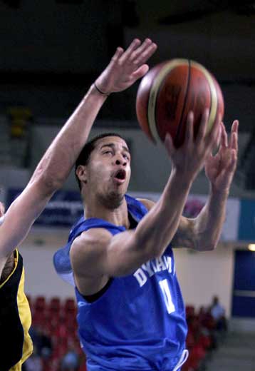 Ξεπεράστηκαν τα εμπόδια και ο Πάργκο βάζει τα κόκκινα