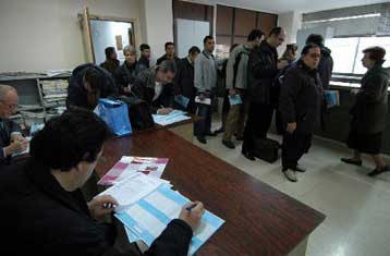 Ειδοποιητήρια σε 50.000 ιδιοκτήτες ακινήτων από την Εφορία για διορθώσεις στο Ε9