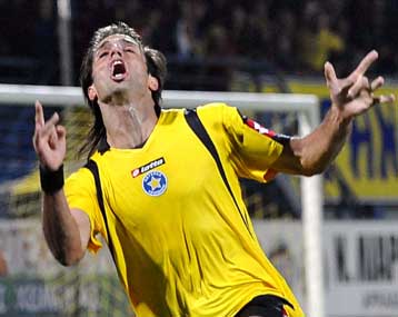 Προβάδισμα σε Φιλομένο από Βαλβέρδε και Κόκκαλη