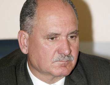 «Λουκέτο» στο 30% των μικρομεσαίων ως το 2010 αν δεν ληφθούν μέτρα στήριξης