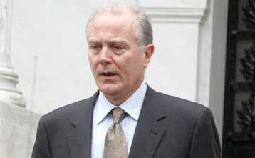 «Μαχαίρι» στα δάνεια προς τις χώρες της ανατολικής Ευρώπης συνιστά στις τράπεζες η ΤτΕ