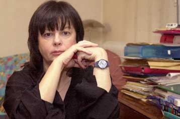 Στις σχολικές βιβλιοθήκες επιστρέφει το βιβλίο της Έρσης Σωτηροπούλου