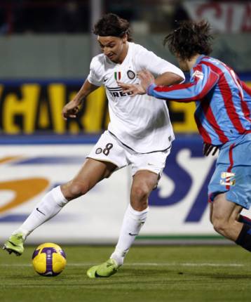 Ξέφυγε από τις διώκτριές της η Ίντερ χάρη σε Ουντινέζε και Τζένοα