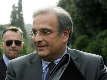 Στροφή στην οικονομική πολιτική αποτυπώνεται στο Πρόγραμμα Σταθερότητας