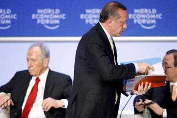 «Θερμό επεισόδιο» Τουρκίας – Ισραήλ στο Νταβός για την αιματοχυσία στη Γάζα