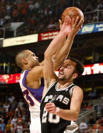 Με νίκες συνέχισαν Μάτζικ και Σπερς στους αγώνες του ΝΒΑ