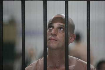 Ερώτηση του ΠΑΣΟΚ για την υπόθεση του ομογενή συγγραφέα που κρατείται στην Ταϊλάνδη