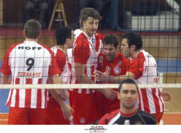 Ο Ολυμπιακός με νίκη 3-0 σετ επί του Αρη, συμπλήρωσε την τετράδα του Κυπέλλου