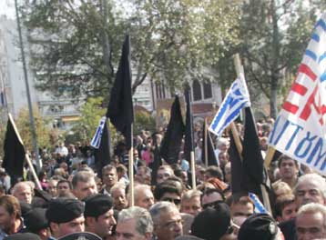 Μέτρα στήριξης των απολυμένων ζητά το σωματείο της Siemens Θεσσαλονίκης