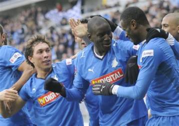 Ακλόνητη στην κορυφή η Χόφενχαϊμ, από το Ανόβερο η έκπληξη