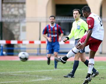 Χαμόγελα σε Γιάννενα και Καβάλα, συνεχίζει το αήττητο σερί της η Κέρκυρα