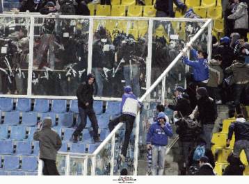 Επεισοδιακή ισοπαλία στο Βόλο μεταξύ Ολυμπιακού και Ατρομήτου