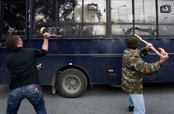 Ακαρπη η συνάντηση των αγροτών της Κρήτης με δύο υφυπουργούς