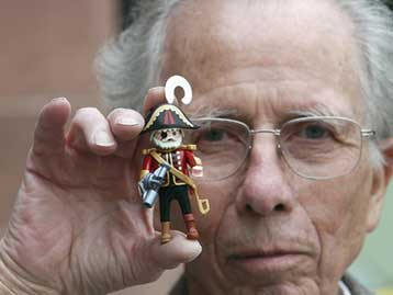 Πέθανε ο Χανς Μπεκ, «πατέρας» των Playmobil