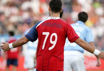 Να ασχοληθεί μόνο με το ποδόσφαιρο συμβούλεψε η ΠΑΕ Πανιώνιος τον Χούτο