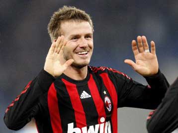 Η Μίλαν ζητά τα δικαιώματα του Μπέκαμ από τους Γκάλαξι