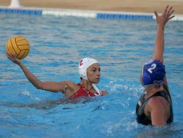 Με ντέρμπι Ολυμπιακού – Βουλιαγμένης συνεχίζεται η Α1 πόλο των γυναικών