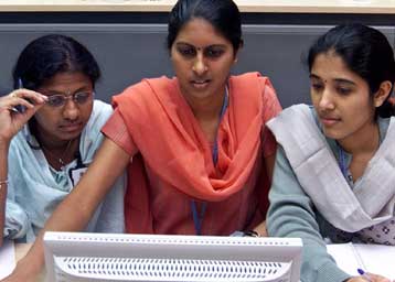 Μαθητικό λάπτοπ των… 10 δολαρίων σχεδιάζει η Ινδία