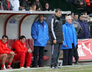 Ο Μπρος… σβήνει τις μηχανές του Πανσεραϊκού στο Κύπελλο