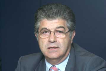 Ιδιώτες γιατρούς στο σύστημα θεραπείας εξαρτημένων ασθενών προτείνει ο ΟΚΑΝΑ